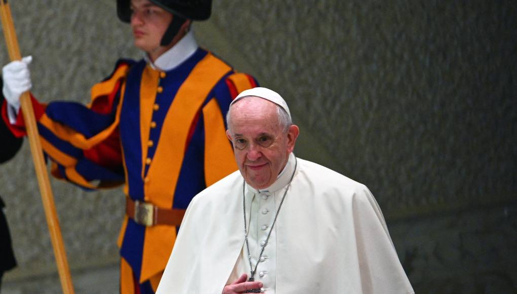 El Papa nombra por primera vez a una mujer “número dos” del Vaticano