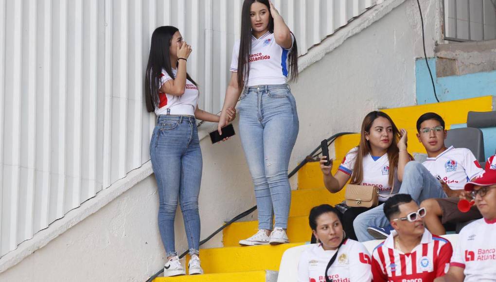 Brasileña sorprende, bellas chicas y ambientazo en el Olimpia-Marathón