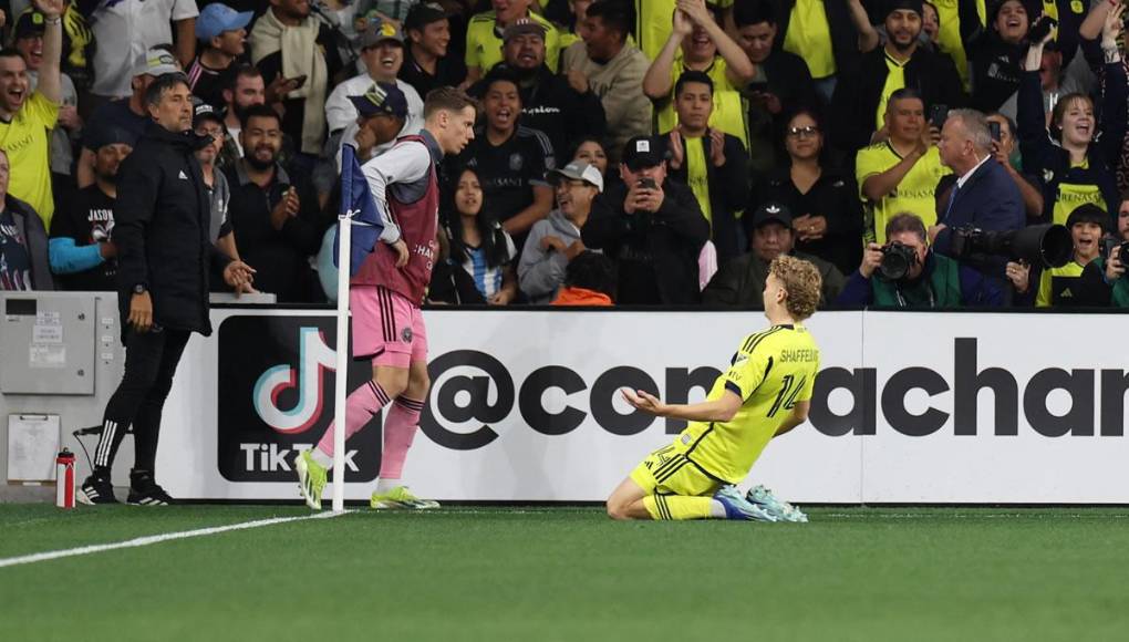 El canadiense Jacob Shaffelburg puso en aprietos al Inter Miami con su doblete que colocó en ventaja de 2-0 al Nashville.