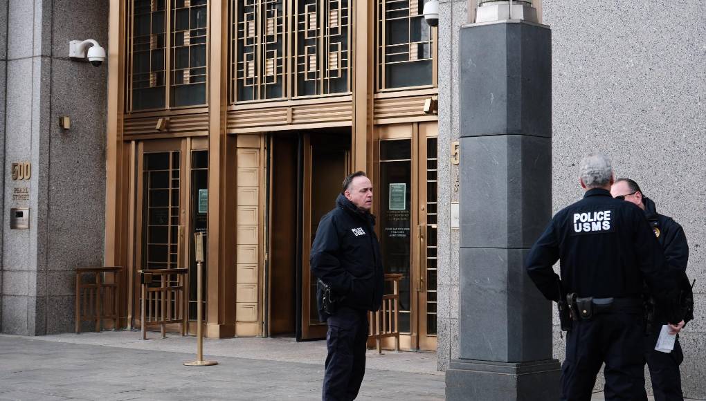 Aunque existe la posibilidad de que en es este periodo el exmandatario entable un proceso de negociación con la Fiscalía establezca una declaración de culpabilidad como lo hizo días atrás el exjefe de la Policía, Juan Carlos Bonilla. 