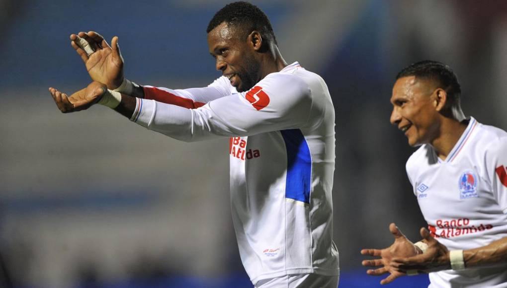 Yustin Arboleda no dejó pasar la ocasión para celebrar al estilo de un ‘Kame Hame Ha’ de Goku en homenaje a Akira Toriyama, el creador de ‘Dragon Ball’, que murió hace unos días.