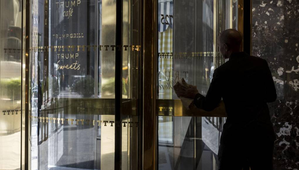 Letitia James, cuyo cargo equivale al de ministra de Justicia, le ha dado 30 días para pagar la <b>fianza</b>, plazo que expira el lunes.