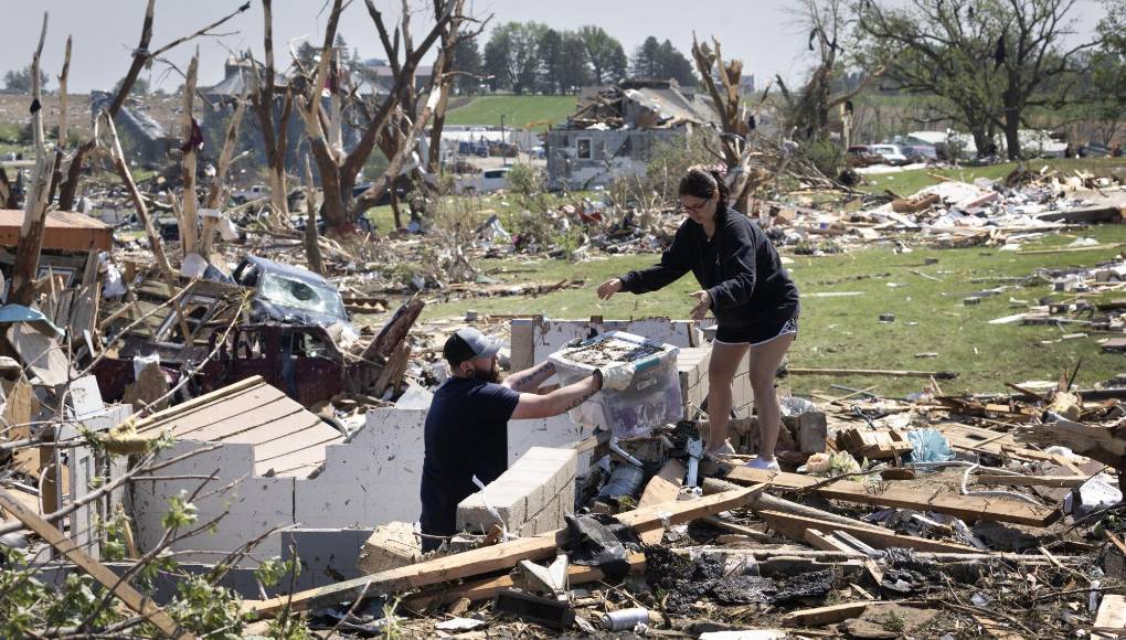 Los tornados, un fenómeno meteorológico tan impresionante como difícil de predecir, son relativamente comunes en Estados Unidos, particularmente en el centro y sur del país durante la primavera. 