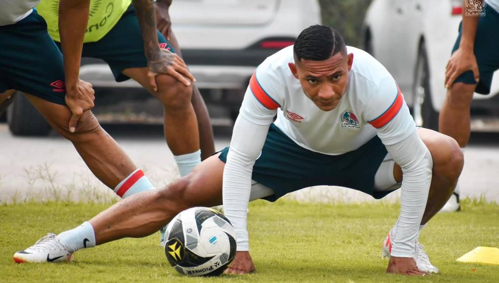 Carlos Sánchez, más conocido como “El Mango”, quien ya tuvo un paso por el Marathón, Motagua, Honduras Progreso, Vida y Real España, se le venció el contrato con el Olimpia.