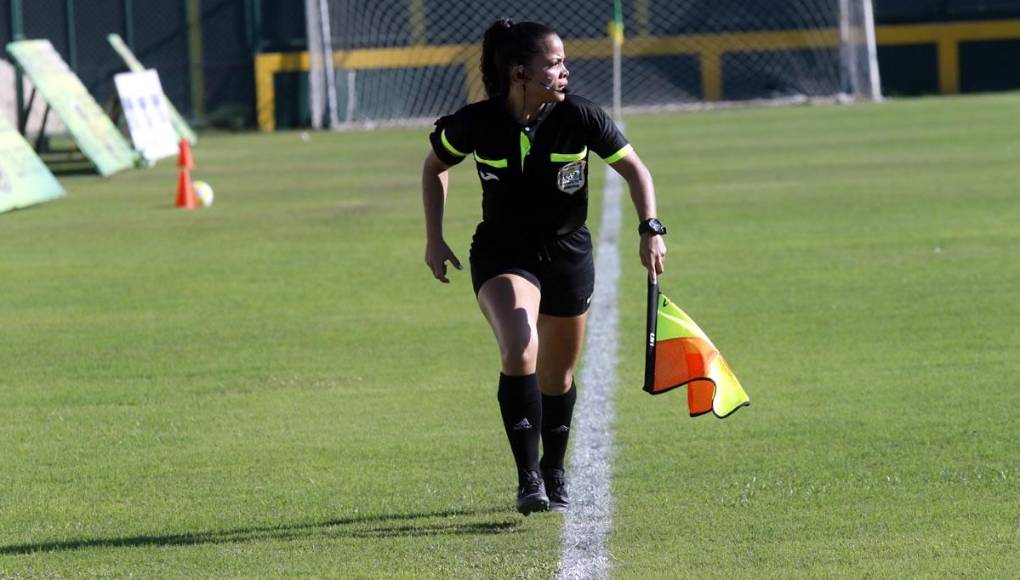 April Ortega tiene el anhelo de dar el salto a la Liga Nacional de Honduras.