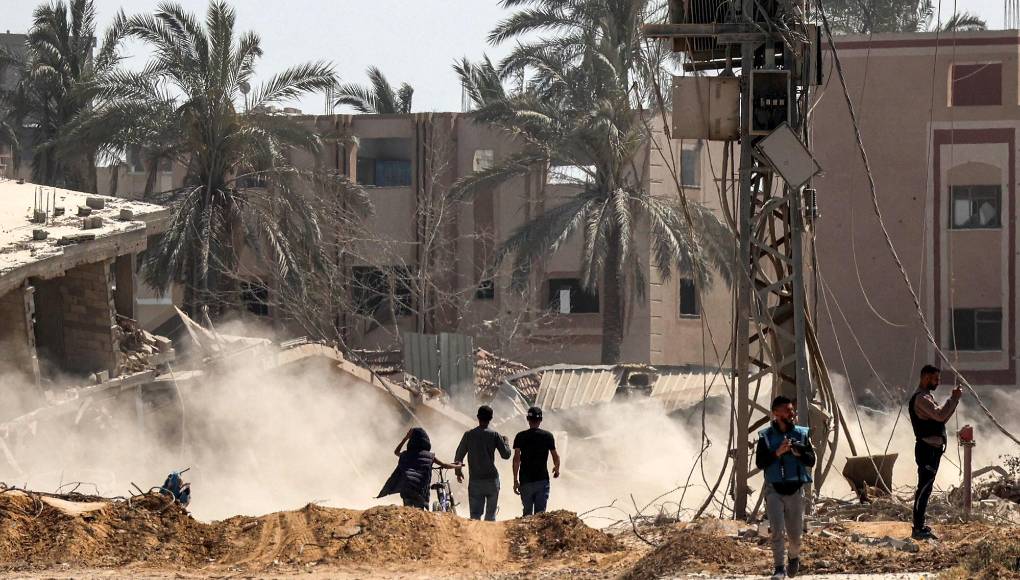 Tras iniciar su ofensiva en <b>Gaza</b>, <b>Israel</b> impuso un asedio “completo” al territorio, obstaculizando la entrada de agua, comida, combustible y alimentos. 