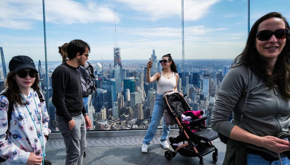 En Burlington, estado de Vermont, la población podría duplicarse en un día, según funcionarios locales.