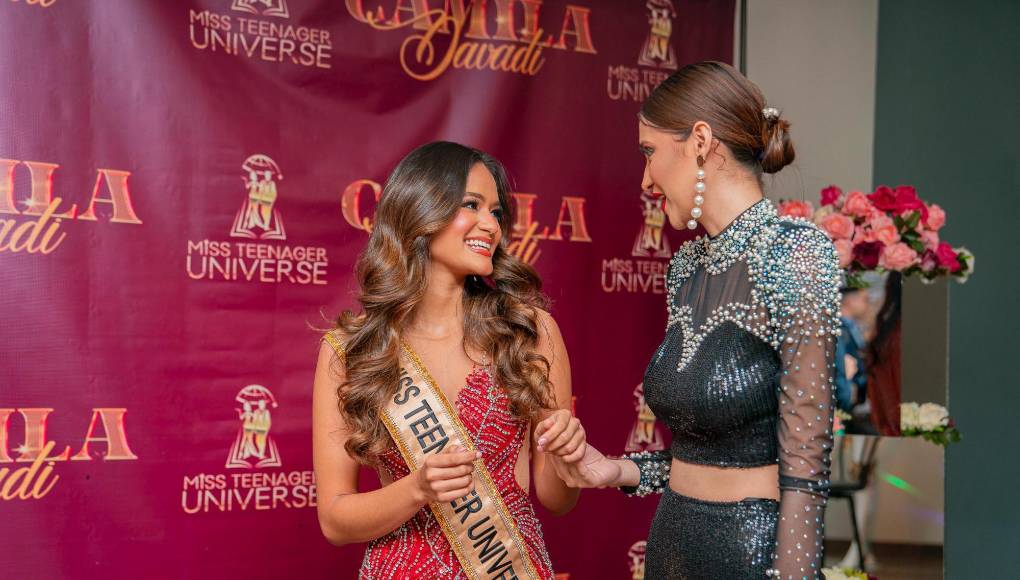Las reinas de belleza compartieron un momento juntas. 