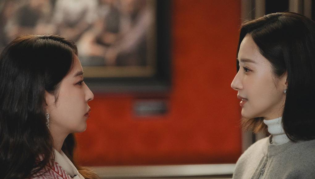 Yura lo interpreta BoA, una estrella del kpop que retomó su carrera de actuación para participar en esta importante serie. Actualmente tiene 37 años y está soltera. Boa Kwon nació el 5 de noviembre de 1986 en Guri, Corea del Sur. 