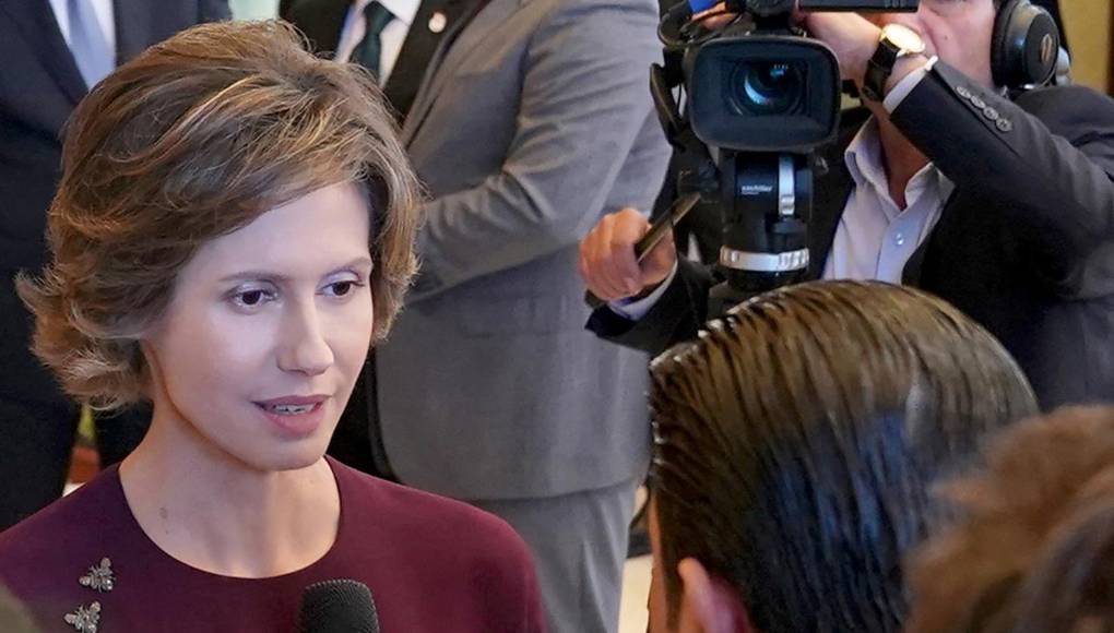 “La primera dama, <b>Asma</b> al Asad, fue diagnosticada con leucemia mieloide aguda”, indicó la presidencia siria en un comunicado en el que precisó que la esposa del mandatario Bashar al Asad se someterá a un tratamiento.