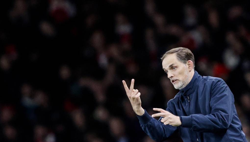 Asimismo, Thomas Tuchel, técnico del Bayern de Múnich, se mostró indignado por el penalti cometido por Gabriel por mano y que el árbitro no concedió por considerarlo un “error infantil”.