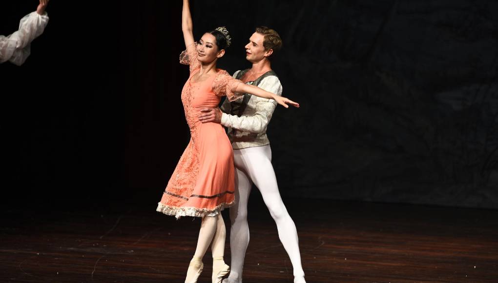 En fotos: El show del “Lago de los Cisnes” en SPS