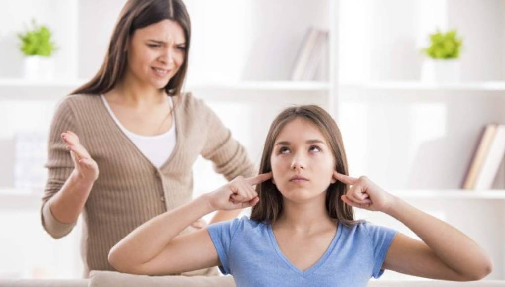 Por qué los adolescentes no quieren hablar con sus padres