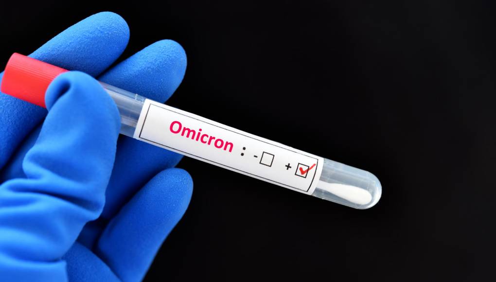 La ómicron es 15 veces más contagiosa que la variante original: Doctor Umaña