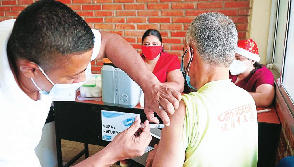 Brigadas vacunan hoy en Río de Piedras y mañana en Jardines
