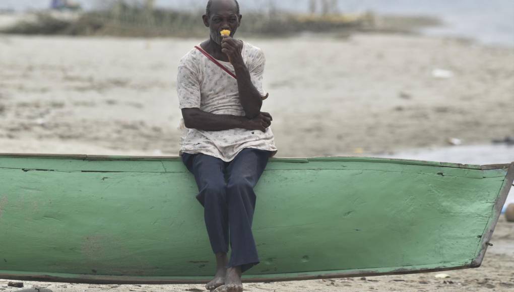 En Sambo Creek, su población afrodescendiente es hospitalaria, sus rasgos culturales, su identidad propia junto al mar y playas, se convierten en sus mayores atractivos.