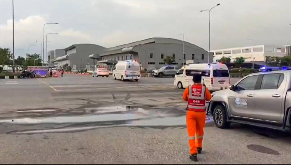 En su último comunicado la compañía señaló que entre los pasajeros se encontraban 56 australianos, 47 británicos, 41 singapurenses, 23 neozelandeses y dos españoles, entre otras nacionalidades. 