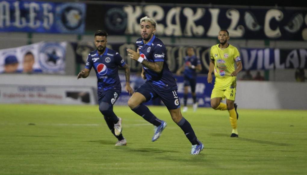 Auzmendi tuvo la oportunidad de anotar en dos ocasiones, pero no corrió con la suerte y el Génesis evitó que aumentara la cuenta. 