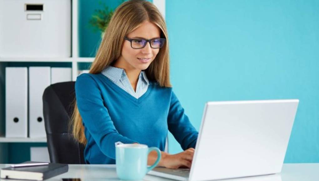 Adopte una postura correcta