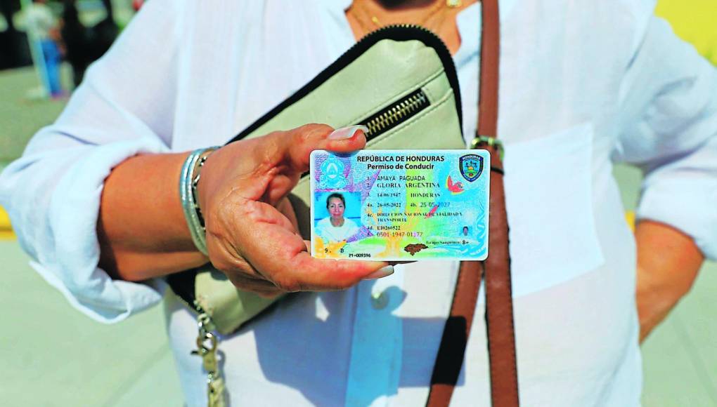 Ya emiten nueva licencia de conducir en oficina de San Pedro Sula