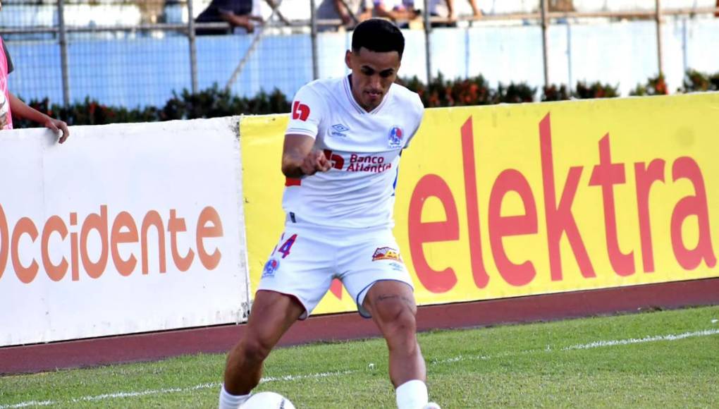Andy Nájar jugó su primer partido en la Liga Nacional con la camiseta del Olimpia.