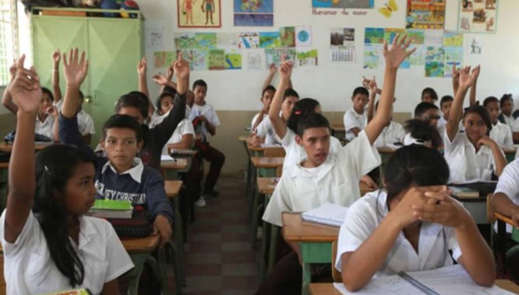Honduras avanza en español y matemáticas a nivel regional