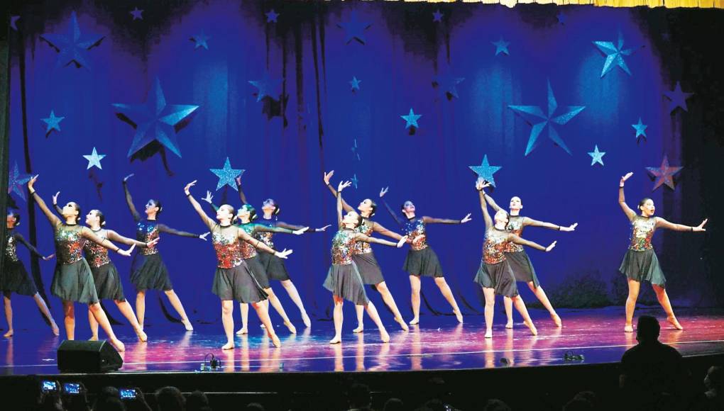 Academia de Bellas Artes vuelve al escenario con “Memorias de la danza”
