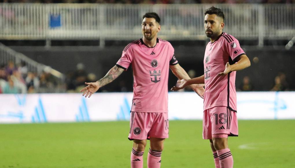 La política de la MLS es muy estricta con estos temas y por este motivo la adolescente de 12 años, así como también sus padres, corren riesgo de ser vetados de los estadios.