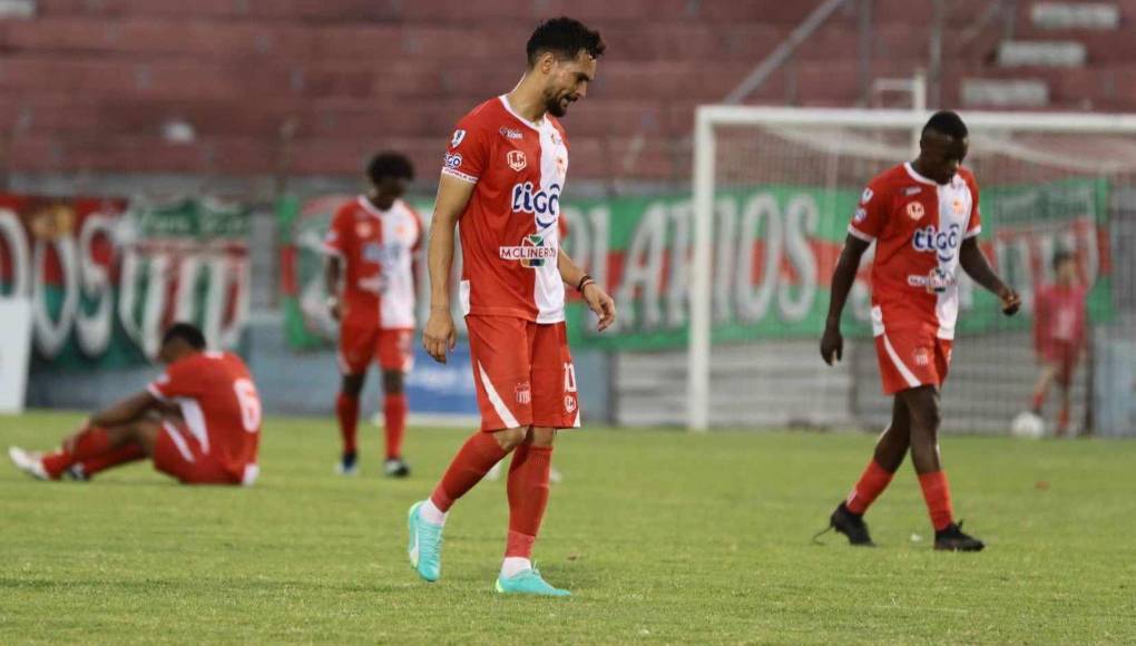 Vida nuevamente perdió puntos en casa, luego de sumar su segunda derrota consecutiva tras la goleada ante el Olimpia a mediados de semana. 