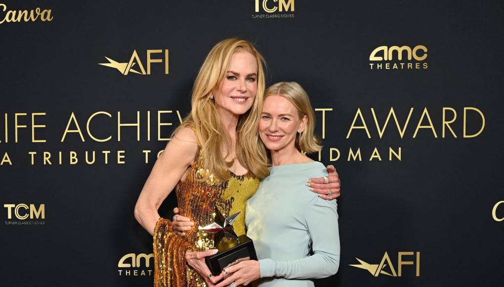 La artista también estuvo acompañada de su mejor amiga, la actriz australiana Naomi Watts. 