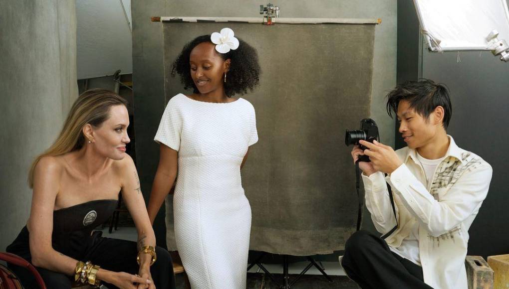 Zahara actualmente es una estudiante universitaria en la Spelman College, pero además trabaja junto a Angelina Jolie en diversas causas que involucran los derechos de las mujeres. En enero, la joven celebró 19 años de edad.