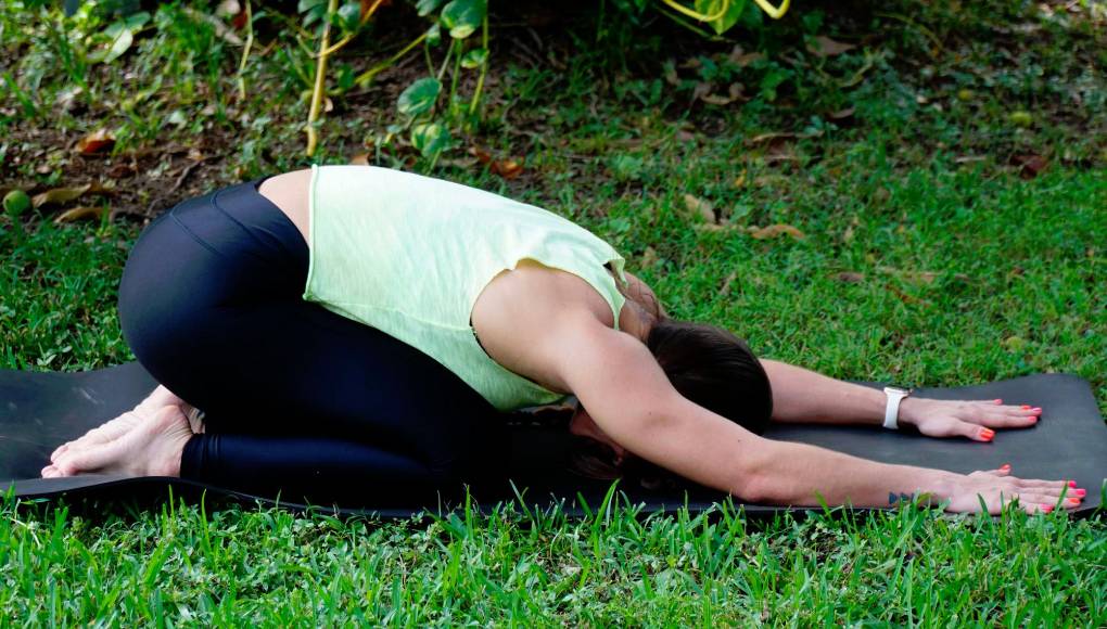 Yoga: armonice su cuerpo y mente desde casa