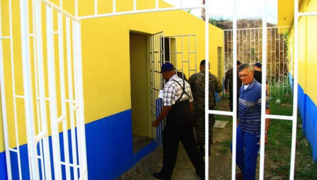 Naval hondureña hará patrullajes por mar y tierra en Islas de la Bahía