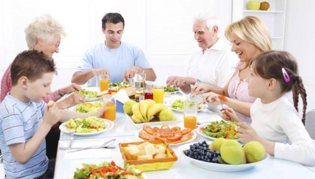 Comer sano debe ser un hábito familiar
