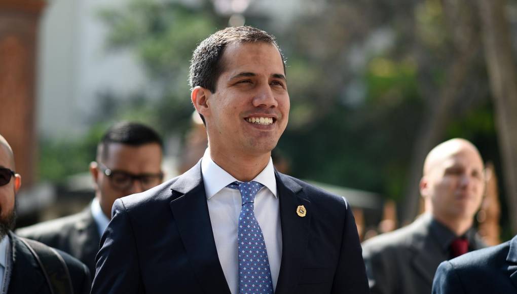 Biden da revés a Maduro al invitar a Guaidó a su cumbre de las democracias del mundo
