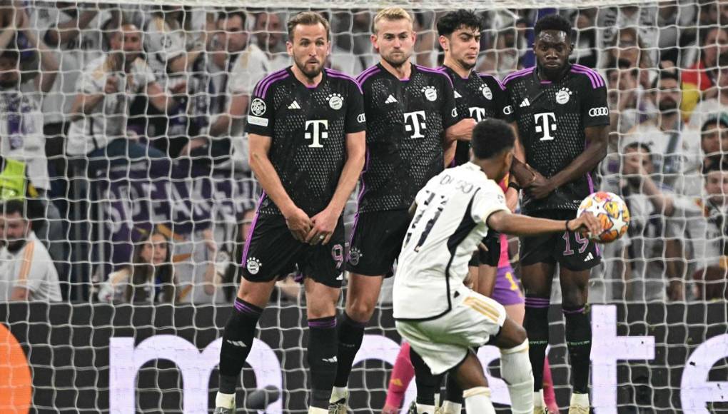 Un tiro libre de Rodrygo que salvó de forma espectacular Manuel Neuer.