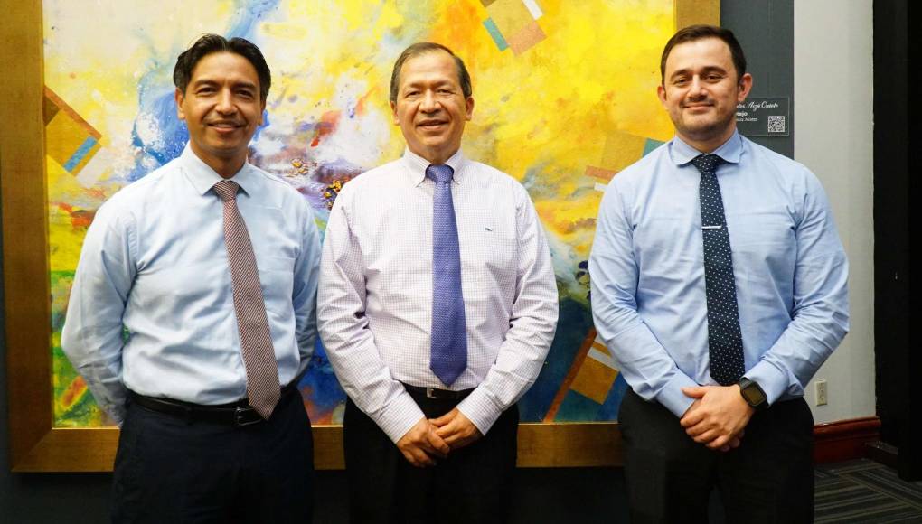 Tomás Lagos, Evaristo Bobadilla y Alex González