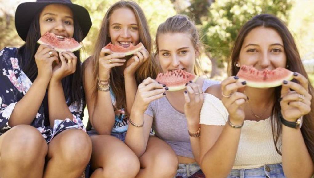 Las adolescentes que comen mucha fruta reducen el riesgo de cáncer de mama