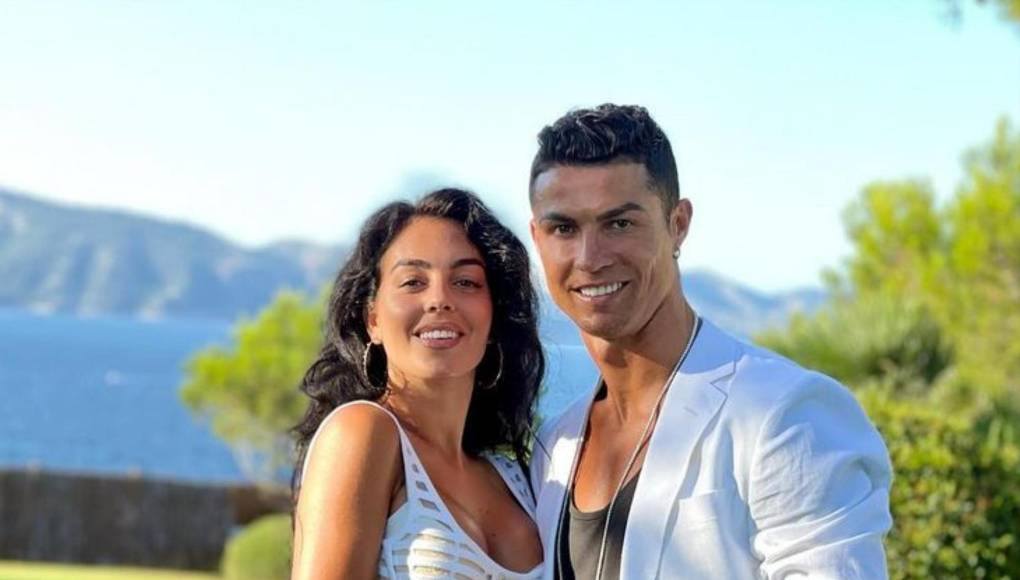 Georgina ha generado revuelo al señalar que Cristiano Ronaldo se estará retirando del fútbol en el 2025, un año antes del Mundial.