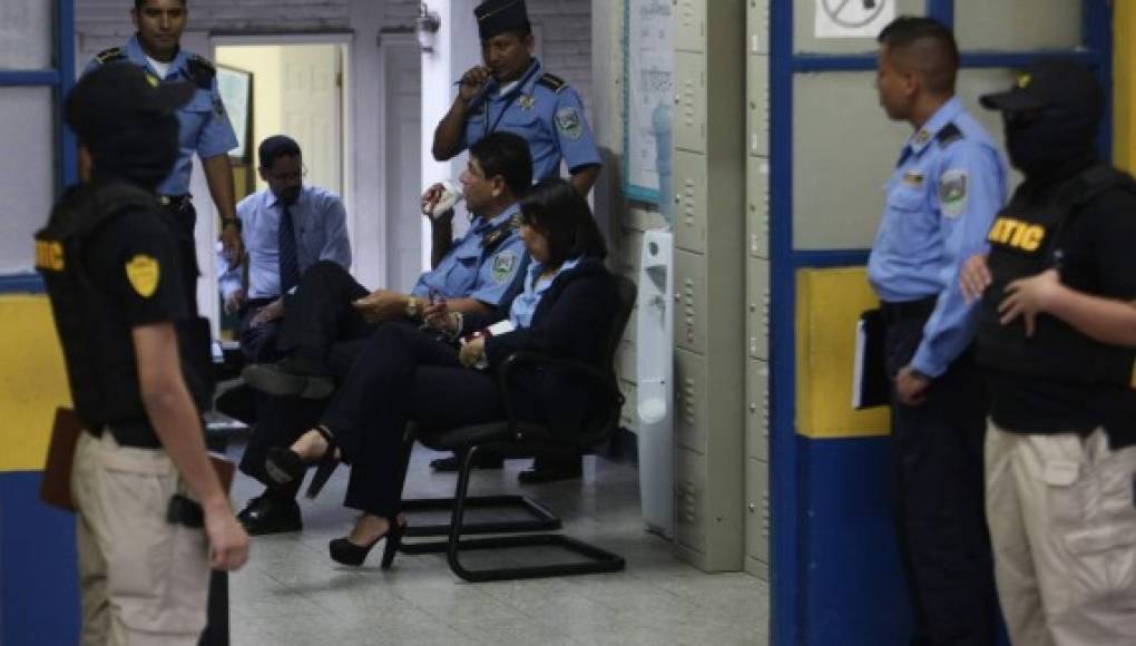 Con decreto de emergencia depurarán la Policía de Honduras