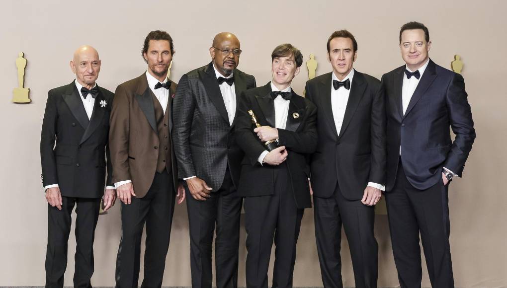 En paralelo a su carrera de actor, Murphy participa en campañas sociales, entre ellas dedica tiempo a la organización Focus Ireland que aborda la problemática de personas en situación de calle. 