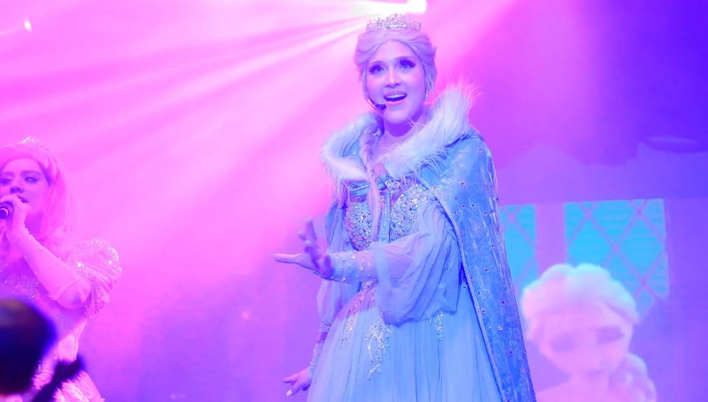 La princesa Elsa fue una de las más esperadas del concierto denominado “El Reino Encantado”.