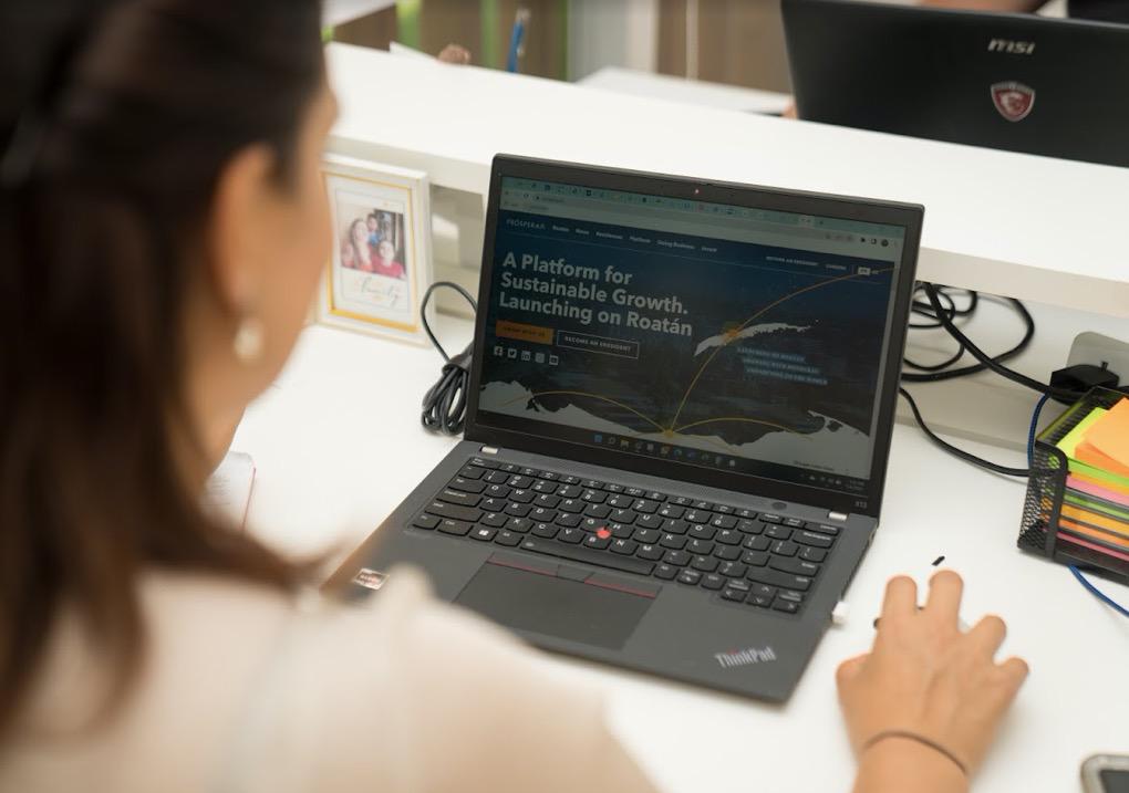 Honduras Próspera realiza feria virtual para reclutar talentos