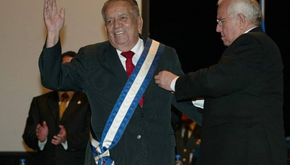 Expresidente hondureño Roberto Suazo Córdova muere a los 91 años