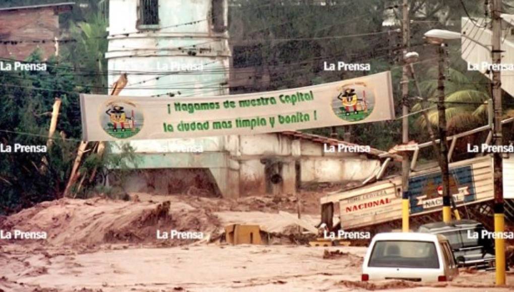 Mitch: el potente huracán que Tegucigalpa jamás olvidará