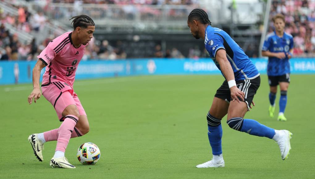 El catracho arrancó como titular por primera vez desde el inicio de la temporada. En sus anteriores partidos ingresó de cambio.
