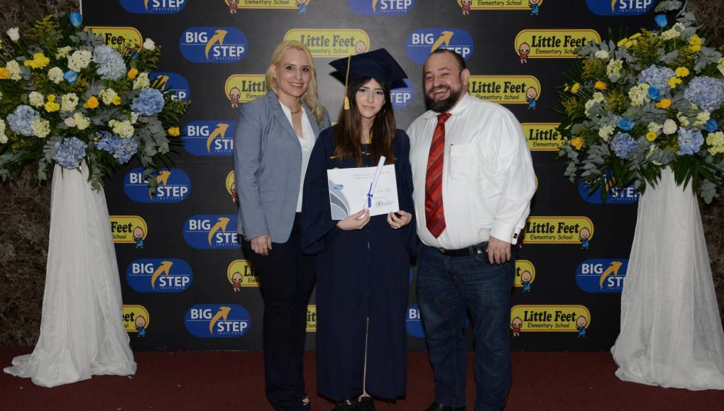 Denia Zelaya, Sara Escoto y David Escoto