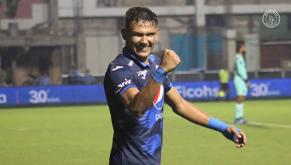 Luis Vega es el líder de la zona baja.