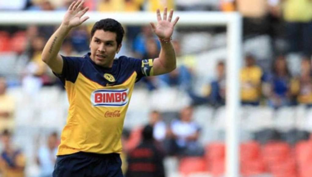 La madrugada del lunes 25 de enero de 2010, Salvador Cabañas decidió ir a un bar del sur de la Ciudad de México donde lamentablemente recibió un disparo.