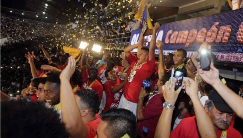 Los penales dan el título de campeón de Honduras al Olimpia